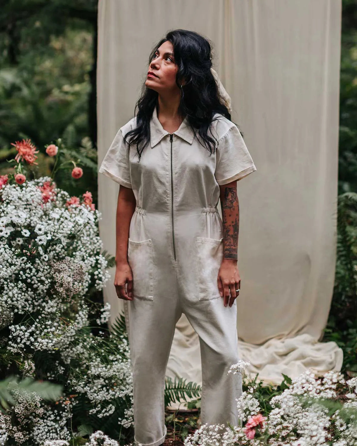 Cropped Utility Jumpsuit Stylish Casual Sleeveless Pocket Design