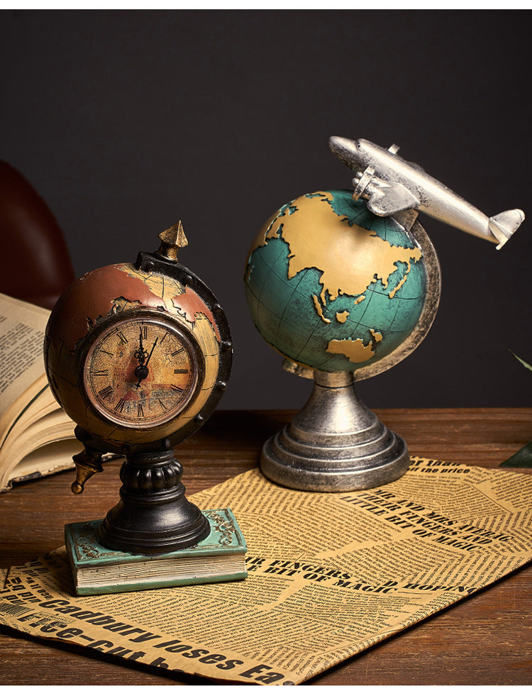 Retro Globe Clock Classic Design Decorative Table Clock