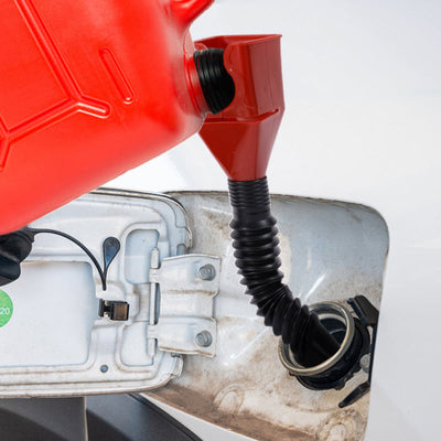 Retractable Fuel Funnel For Easy And Clean Fuel Transfer