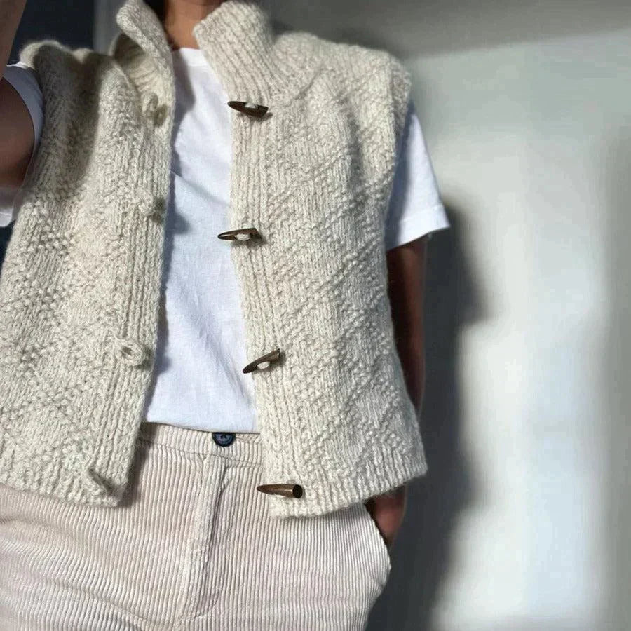 Evy Elegant Wool Cardigan With Buttons Classic Style