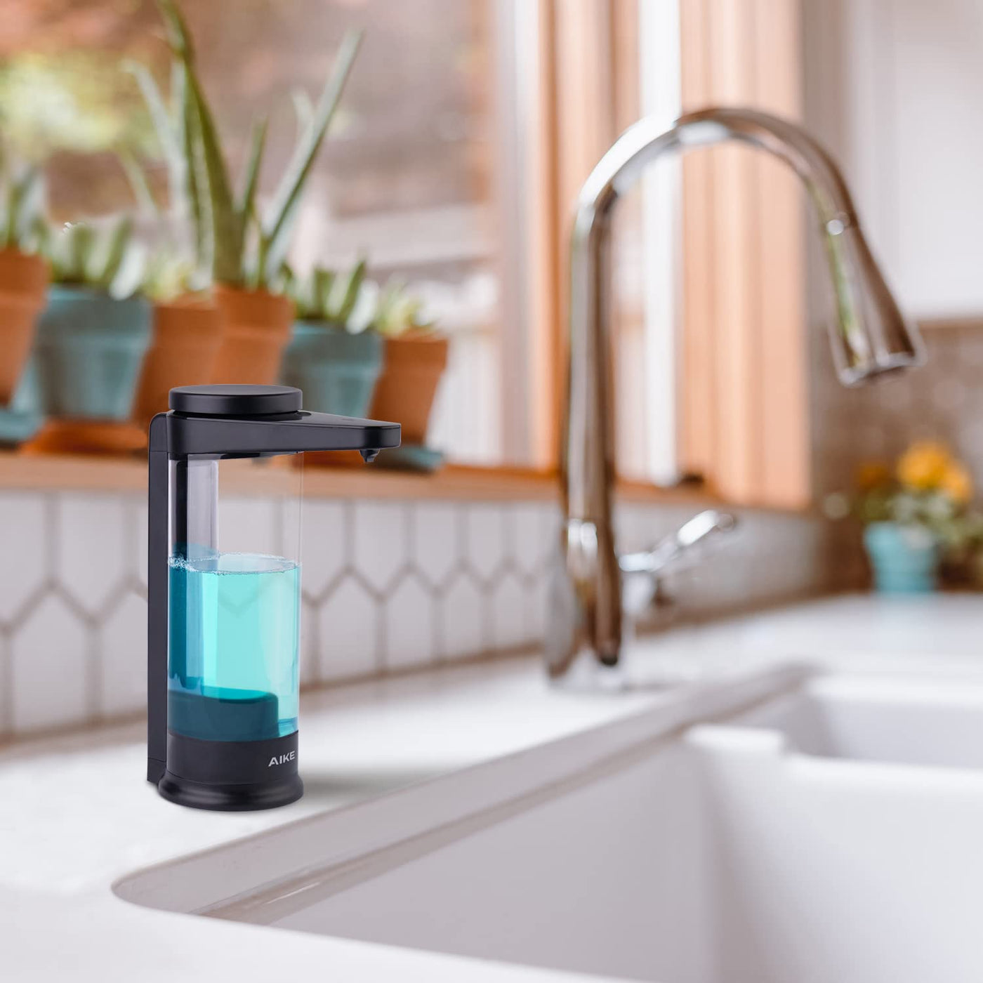 Automatic Liquid Soap Dispenser Rechargeable Touch-Free Kitchen Use