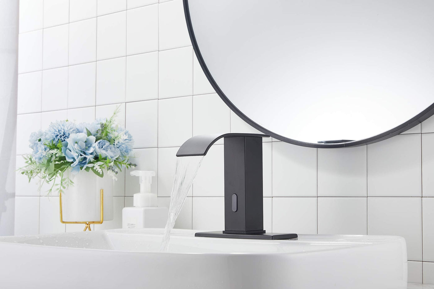 Sensor Matte Black Touchless Bathroom Sink Faucet With Hole Cover