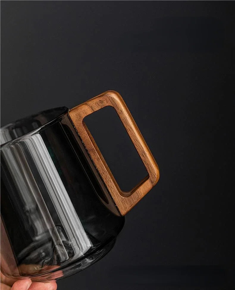 Guanshan Large Glass Cup With Wooden Handle For Coffee Tea Juice
