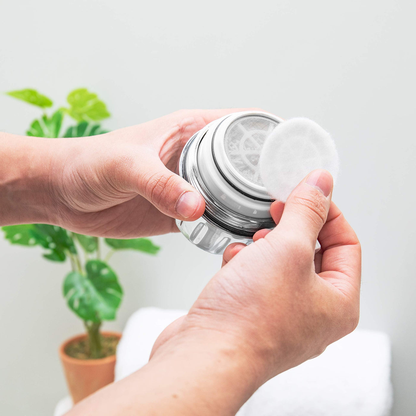 High Output Shower Filter With Superior Advanced 30x Filter Media