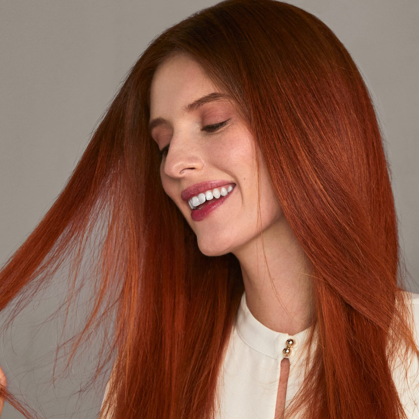 Gold Evolve Ionic Salon Hair Flat Iron For Smooth Long-Lasting Styling