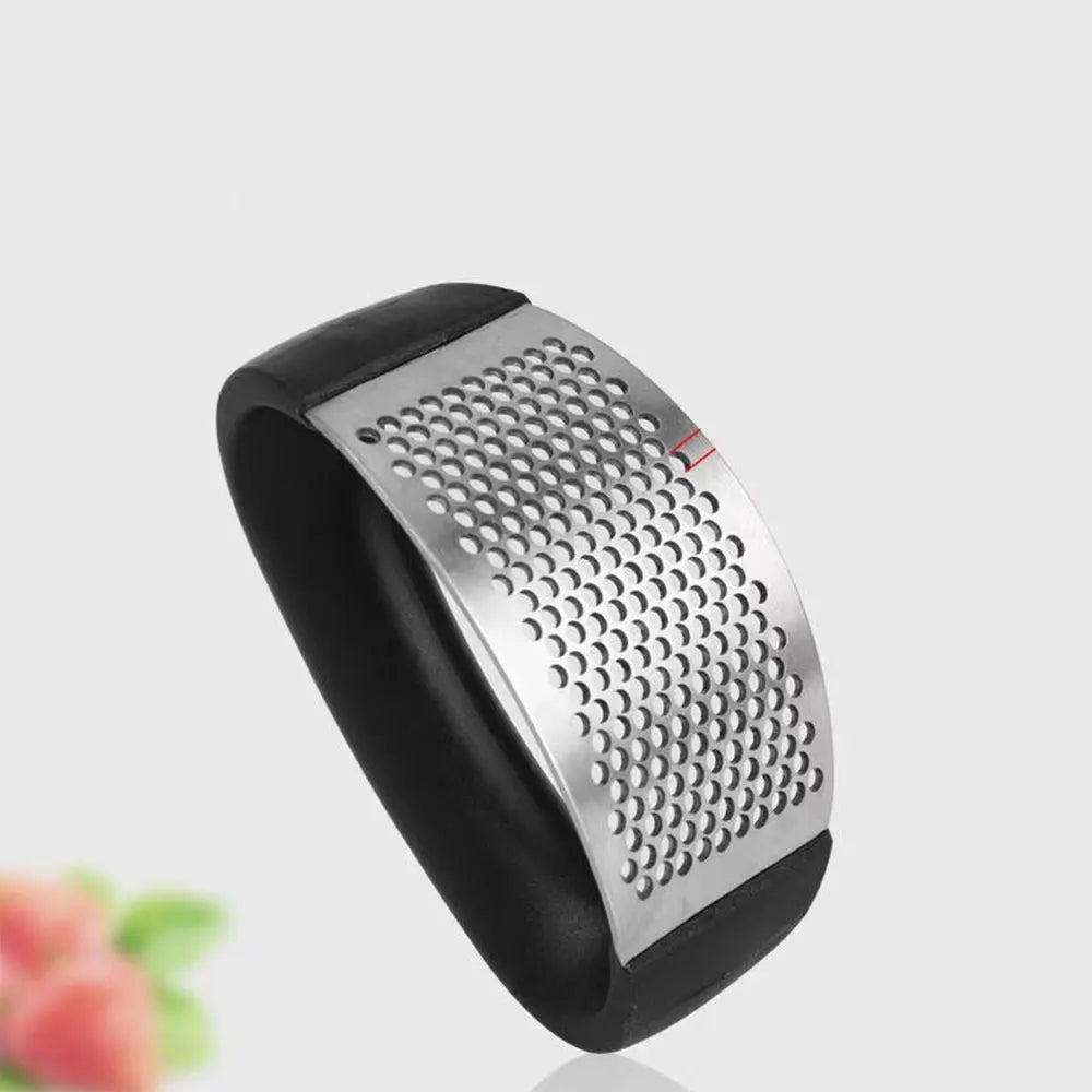 GarlicPro Efficient Garlic Press For Easy And Quick Garlic Crushing