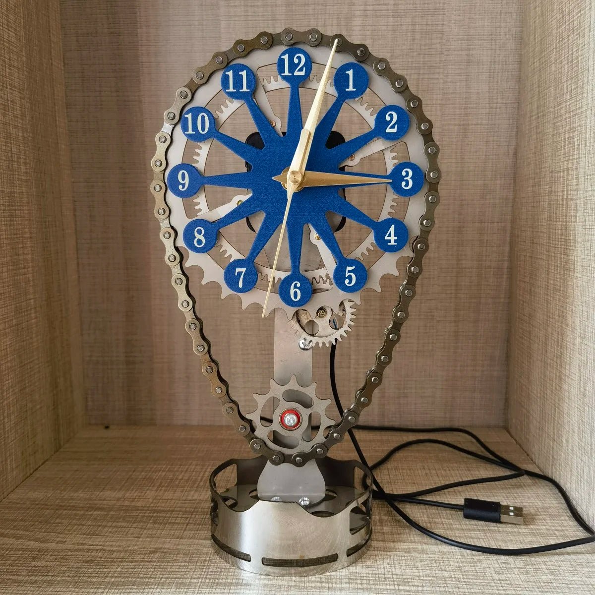 Timing Chain Clock Metal Edition With Rotating Gear Design