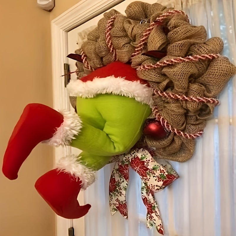 Christmas Burlap Wreath With Thief And Elf For Festive Holiday Décor