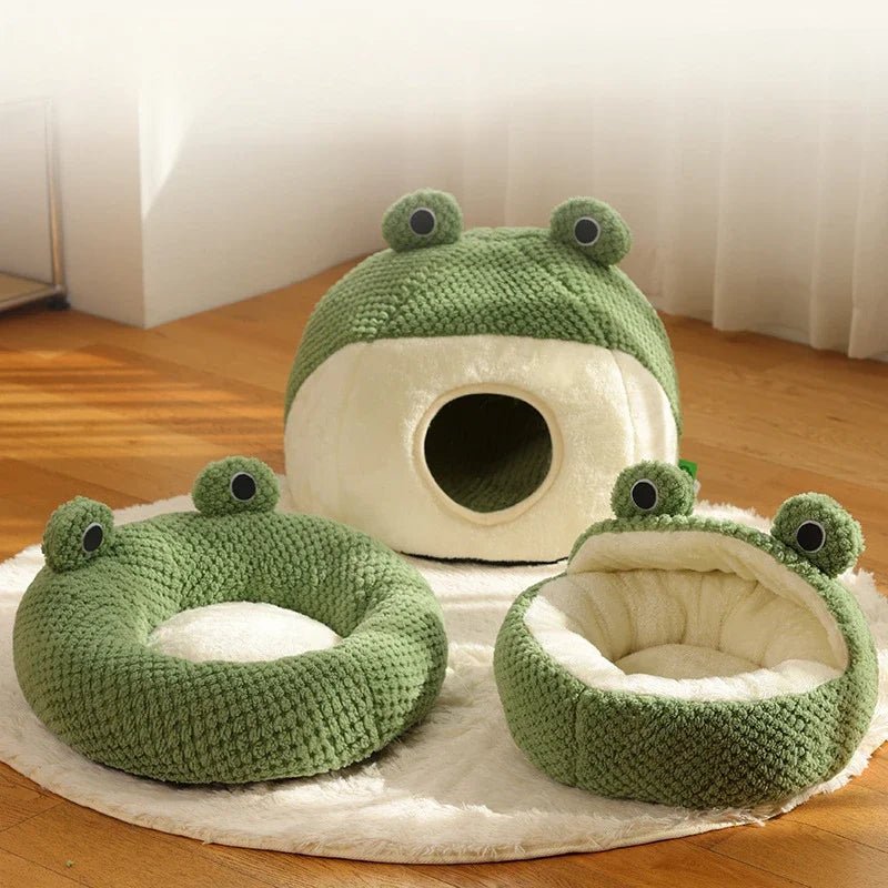 Frog-Themed Cat Bed Plush Semi-Enclosed Nest For Cats And Small Dogs