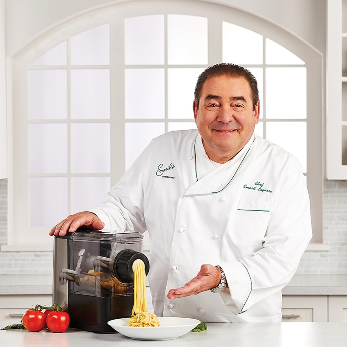 Electric Pasta Maker 180W With 6 Noodle Shaping Discs