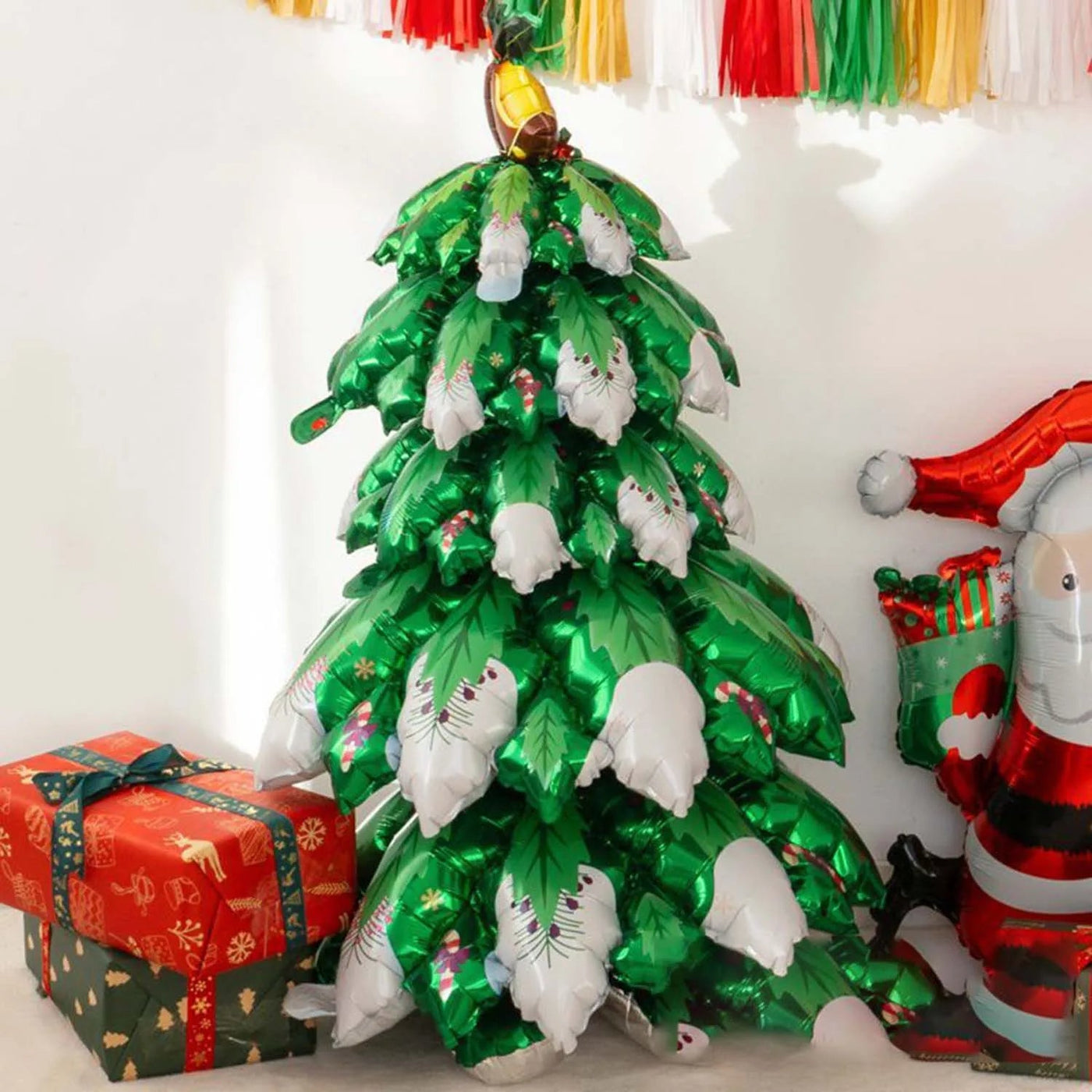 Standing Christmas Tree Balloon Shimmering Aluminum Film Holiday Decoration