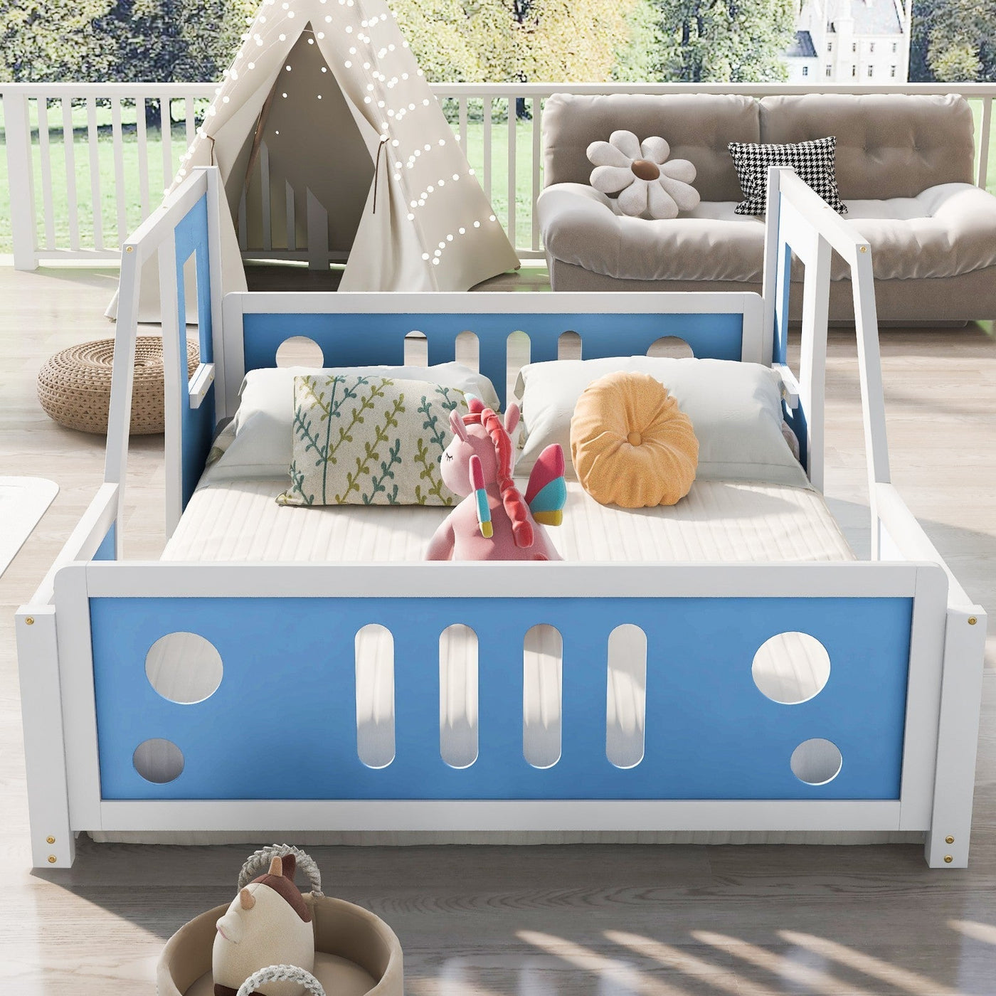 Full Size Classic Car Shaped Platform Bed With Wheels Design