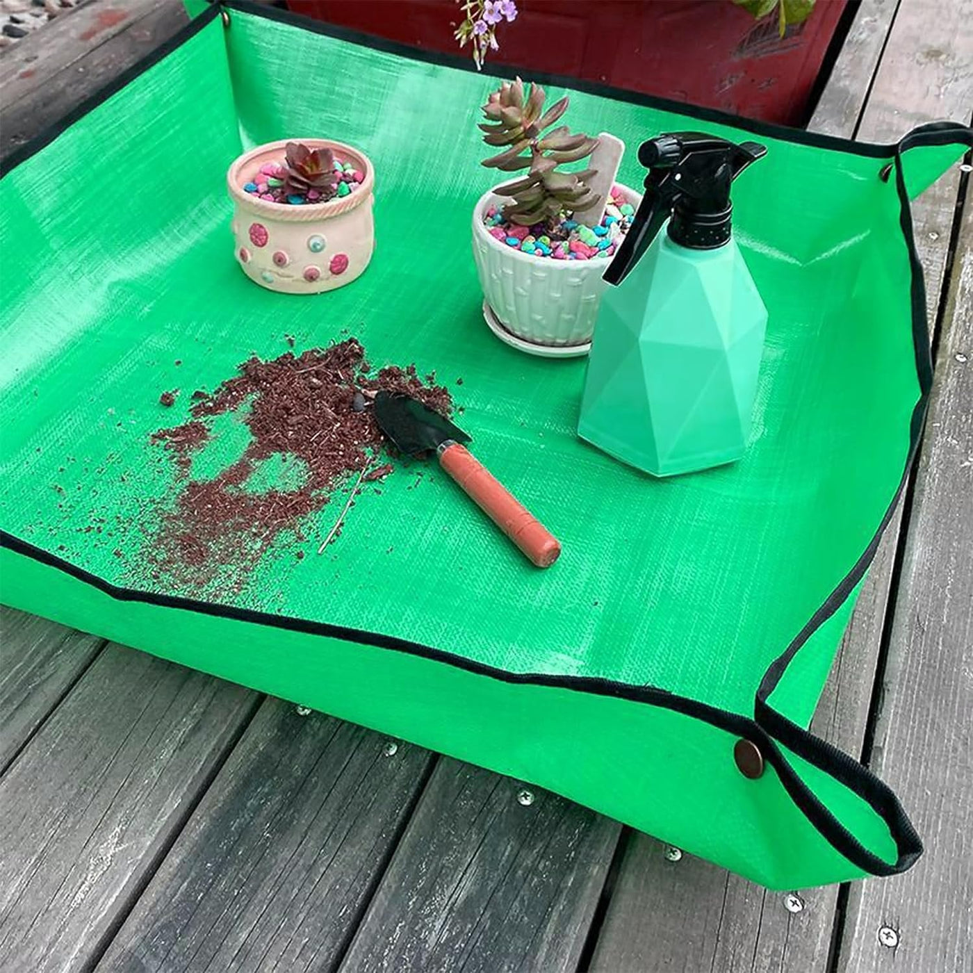 Gardening Work Mat For Indoor Repotting And Potting Soil Control