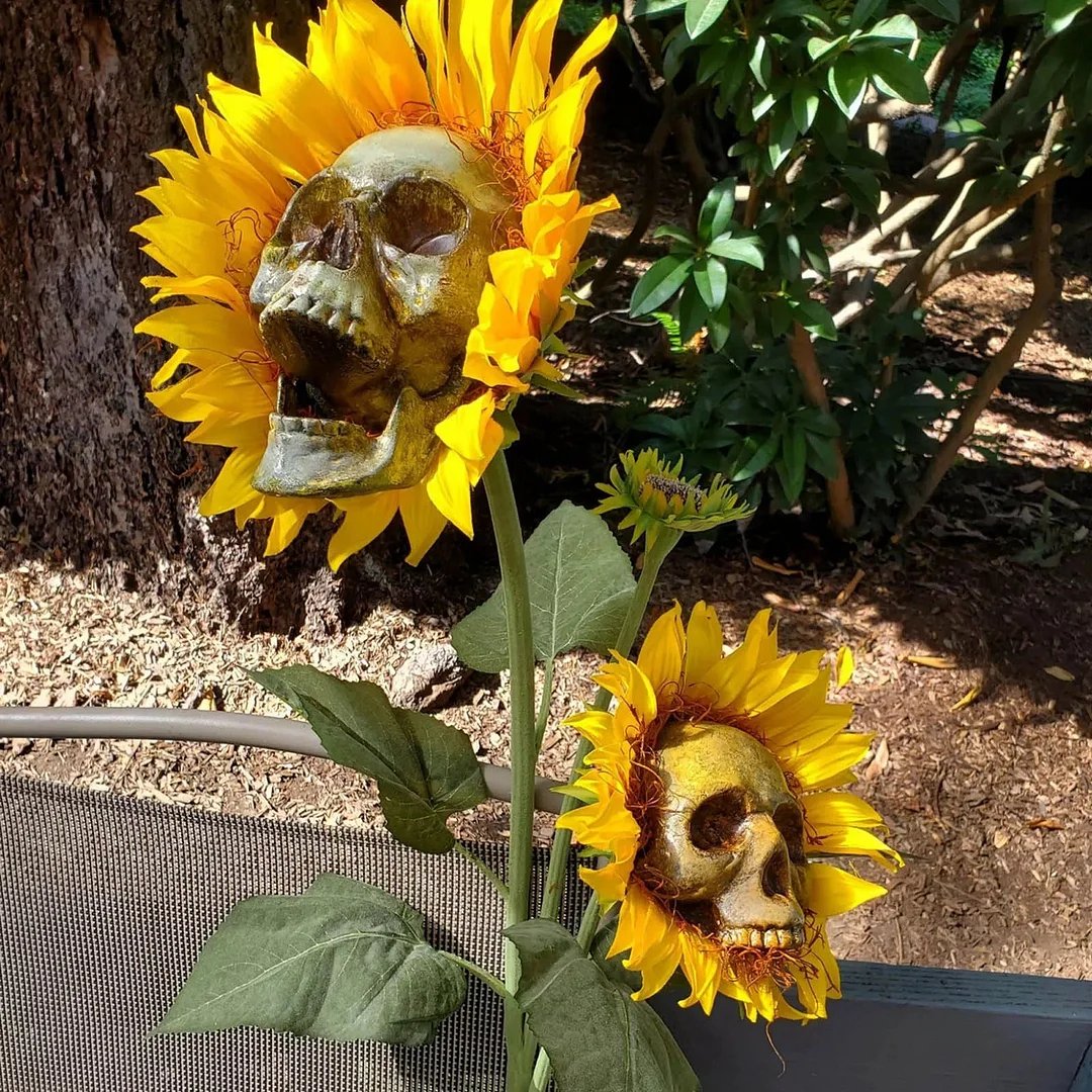 Halloween Skull Sunflower Decoration Outdoor Garden Decorative Stake
