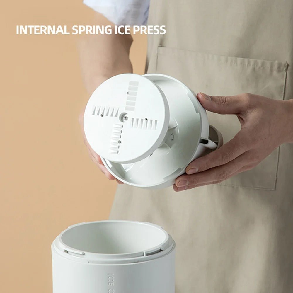 Manual Ice Crusher Portable Hand Operated Small Ice Maker Machine