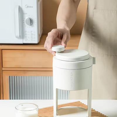 Manual Ice Crusher Portable Hand Operated Small Ice Maker Machine