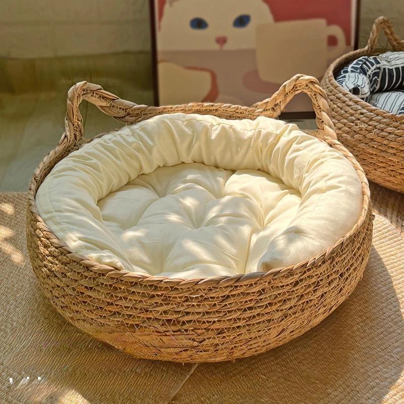 Handwoven Rattan Cat Bed Cozy Scratch Resistant Nest With Washable Pad