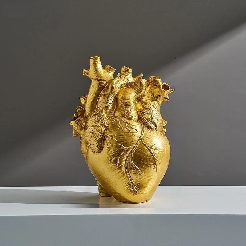 Heart-Shaped Resin Vase Nordic Style Flower Arrangement Container