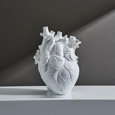 Heart-Shaped Resin Vase Nordic Style Flower Arrangement Container