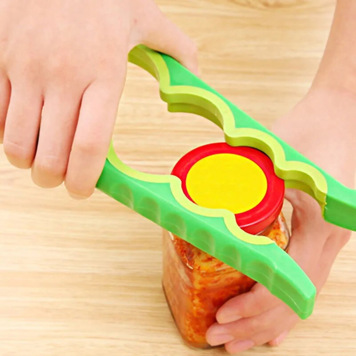 Manual Can Opener 4-in-1 Bottle Opener With Non-Slip Grip Easy Use