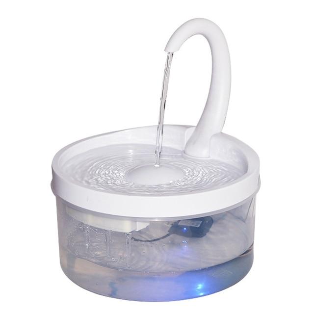Cat Drinking Water Fountain For Fresh Hydration And Clean Water