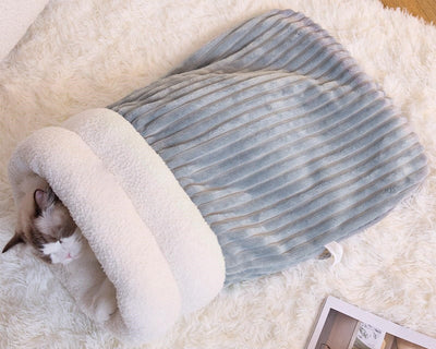 Semi-Closed Pet Warm Sleeping Bag For Cozy All-Season Comfort
