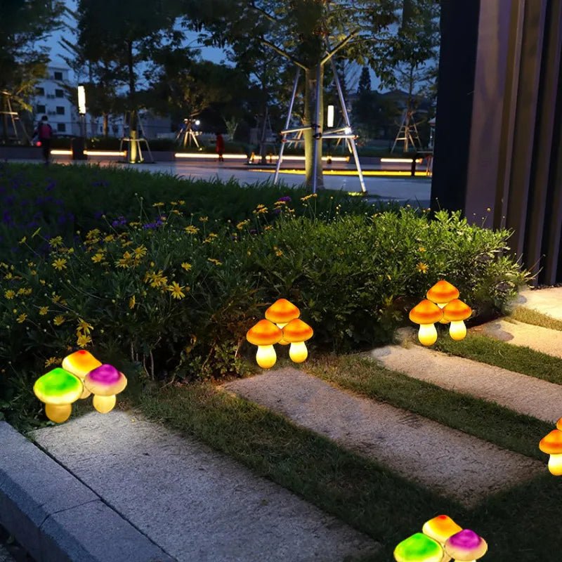 Solar-Powered Garden Fairy Lights Waterproof LED Mushroom Garland