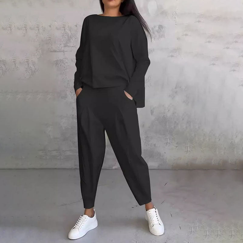 Round-Neck Women's Two-Piece Lounge Set Long Sleeve Top Pants