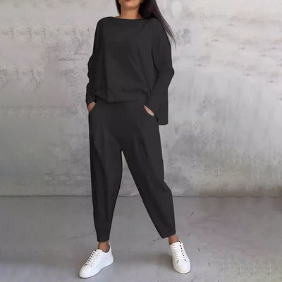 Round-Neck Women's Two-Piece Lounge Set Long Sleeve Top Pants