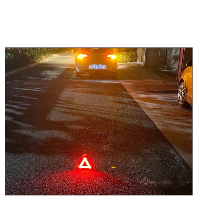 2-IN-1 Solar Emergency Triangle Warning Light For Roadside Safety