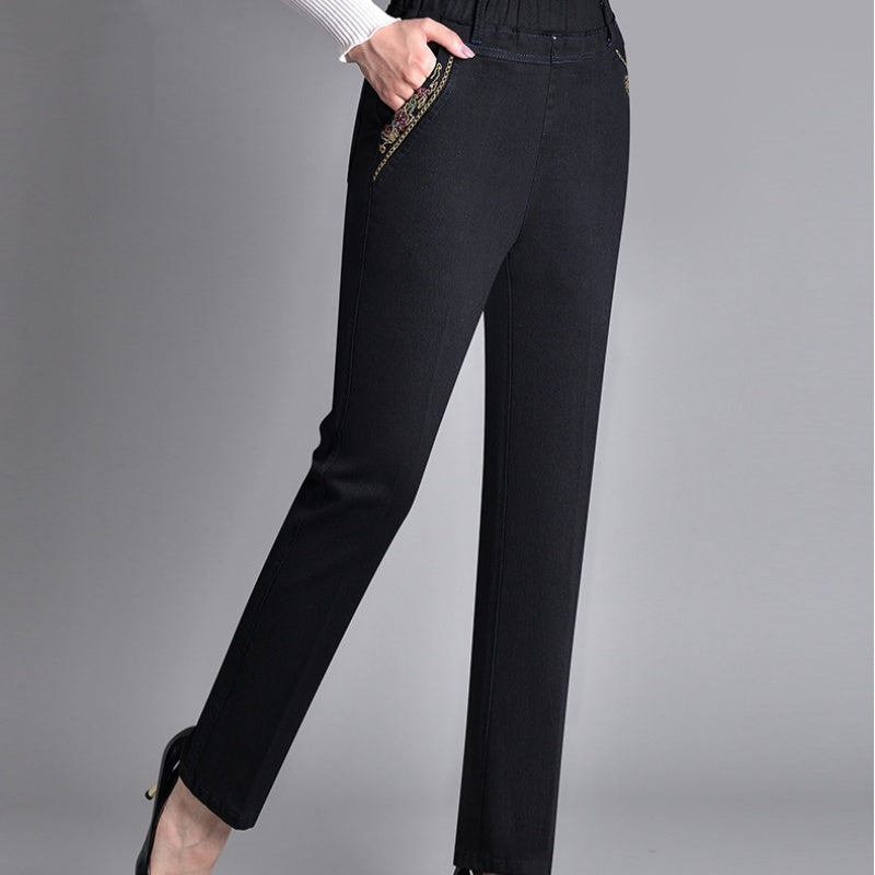 Women's Elastic Waist Jeans With Side Pockets Full Comfort