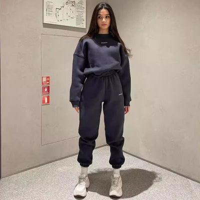Fashion 2-Piece Set Round Neck Top And Pants Stylish Outfit