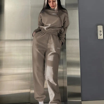 Fashion 2-Piece Set Round Neck Top And Pants Stylish Outfit