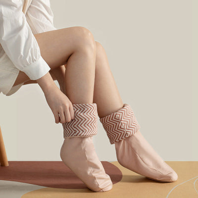 Rechargeable Heated Socks With Soothing Herbal Packs For Warmth