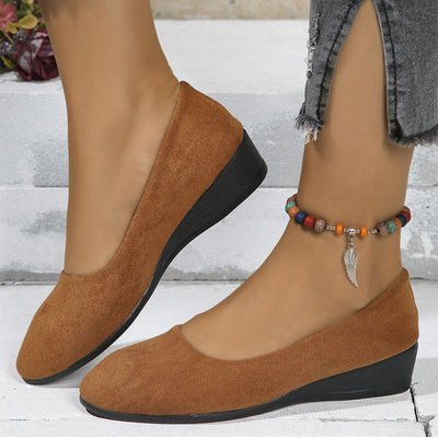 Elegant Lightweight Low Heel Wedge Shoes With Anti-Slip Comfort
