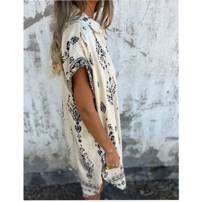 Loose-Fit Printed Dress With Short Sleeves And Pockets
