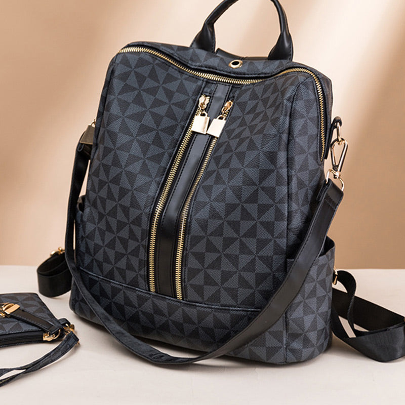 Fashionable Large-Capacity Shoulder Bag Spacious Durable Stylish Design