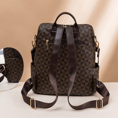 Fashionable Large-Capacity Shoulder Bag Spacious Durable Stylish Design