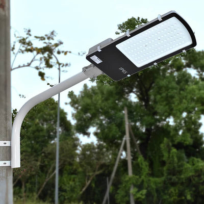 Super Bright Waterproof Solar Street Light For Outdoor Use