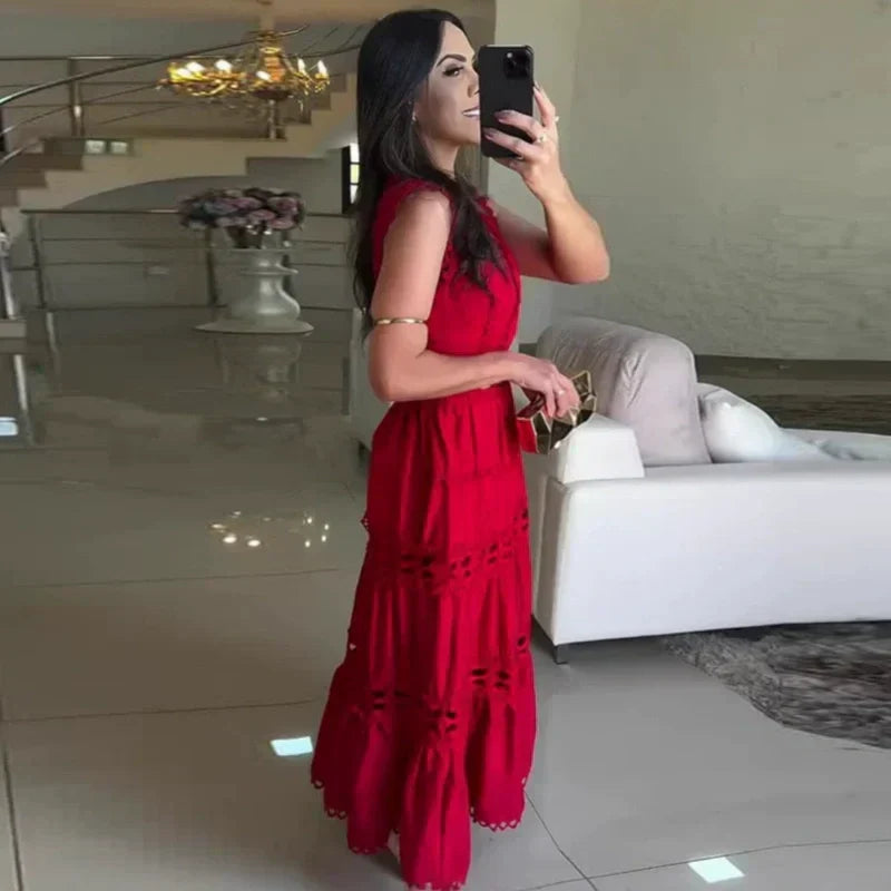 V-Neck Sleeveless Dress Elegant Cut-Out Detail Summer Style
