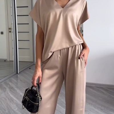 Women's Two-Piece Set Loose V-Neck Short Sleeve Top And Pants