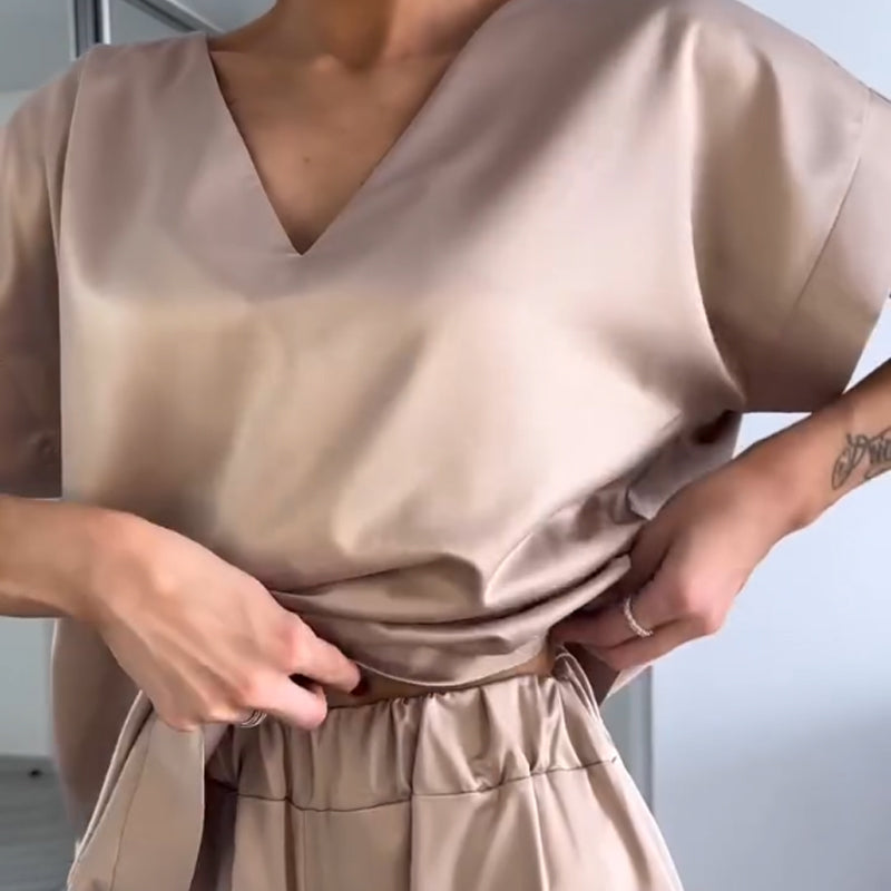 Women's Two-Piece Set Loose V-Neck Short Sleeve Top And Pants
