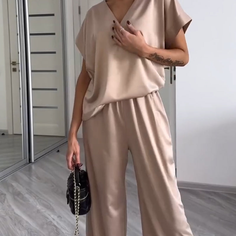 Women's Two-Piece Set Loose V-Neck Short Sleeve Top And Pants
