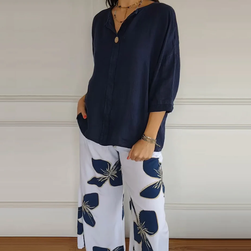 Women's Crew Neck Top And Printed Trousers Set Stylish Fashion