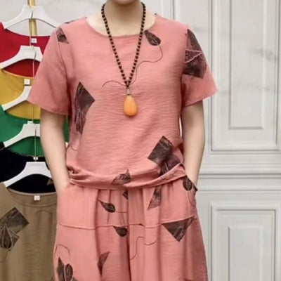 Women's Printed Top And Pants Set Short Sleeve Cropped Style