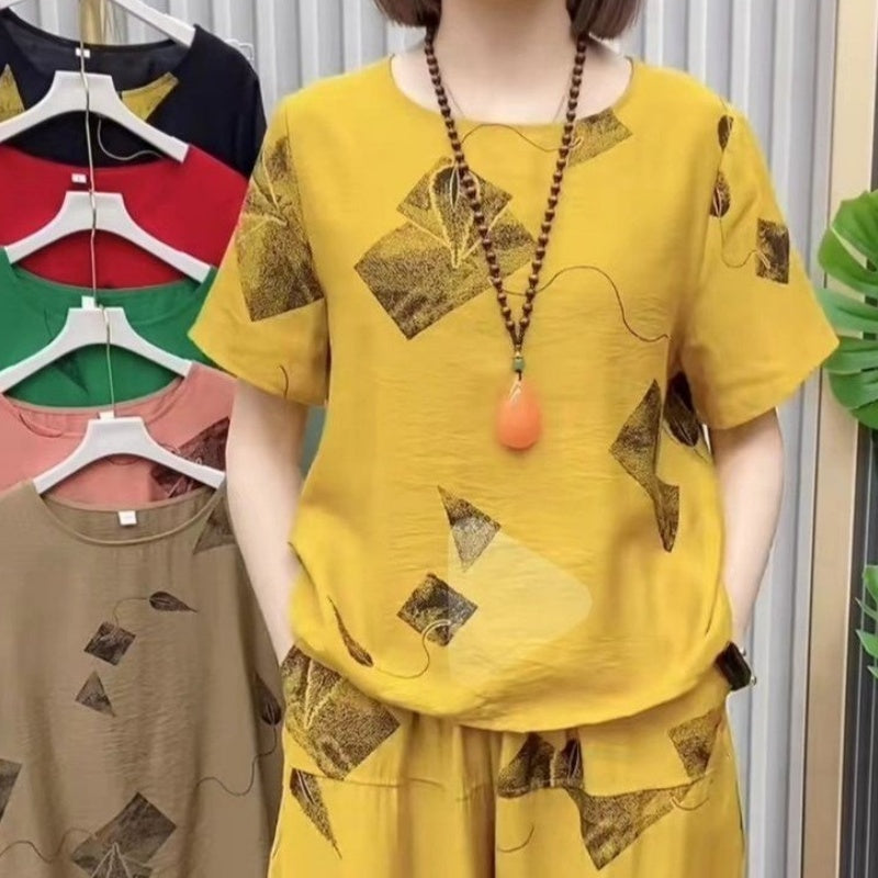 Women's Printed Top And Pants Set Short Sleeve Cropped Style