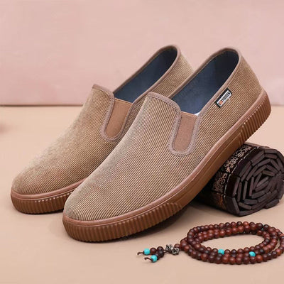Men's Slip-On Shoes Breathable Soft Sole Comfortable Design