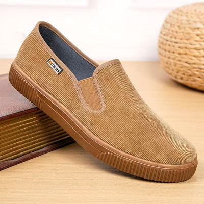 Men's Slip-On Shoes Breathable Soft Sole Comfortable Design