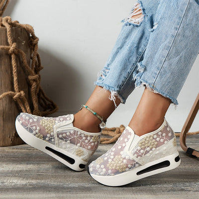 Women's Breathable Mesh Casual Shoes With Thick Sole Comfort